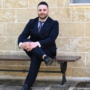 Cameriere / Barman disponibile nel weekend - Alba